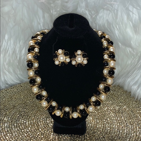 None Jewelry - gold Necklace and earings pearl and black beads